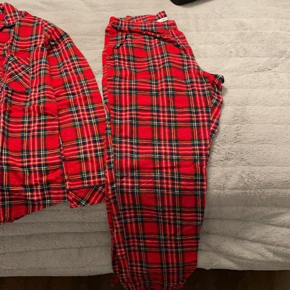 Christmas pajamas - Picture 2 of 2